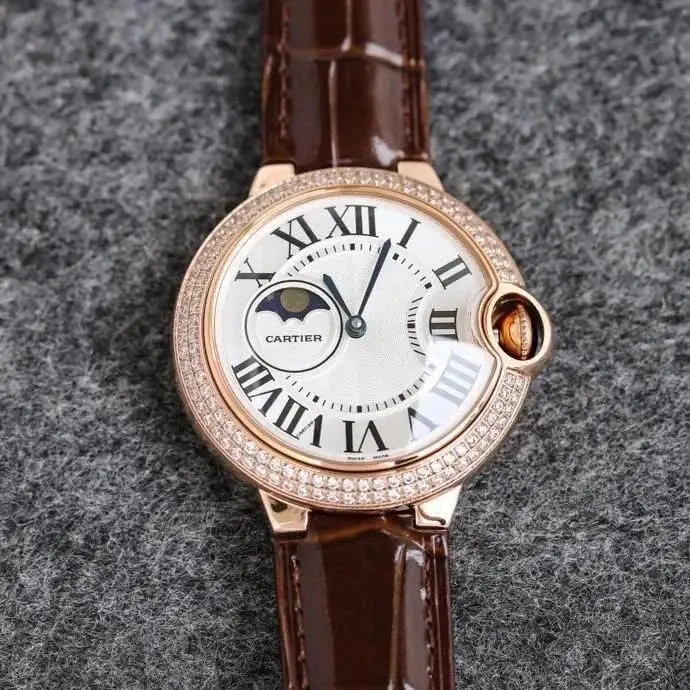 Cartier men's and women's watches view 4